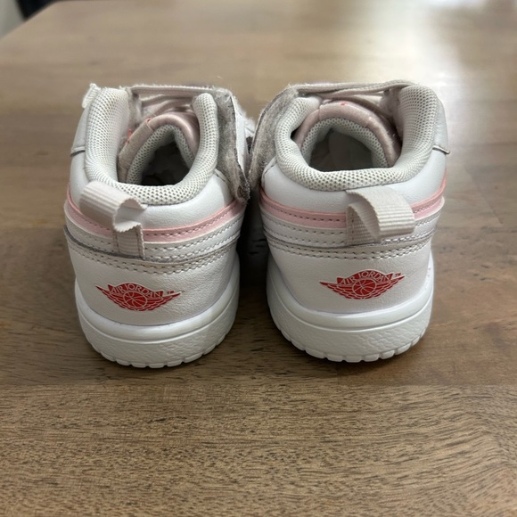 AIR JORDAN 1 LOW ALT (TD) PINK FOAM FIRE RED - Picture 5 of 11